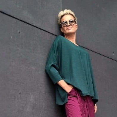 Bluzka oversize dekolt w serek zieleń butelkowa