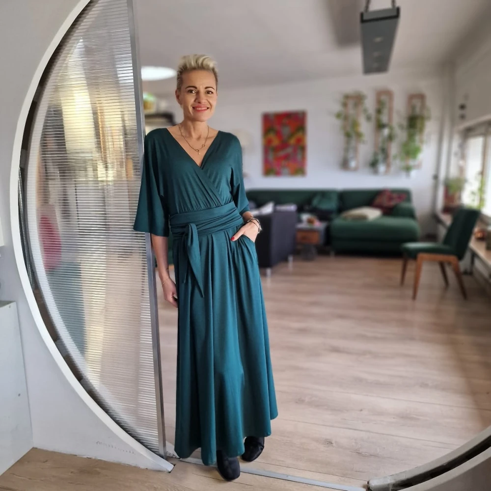 Sukienka maxi z kieszeniami z wiskozy – butelkowa zieleń