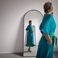 Sukienka_letnia_na_wesele_do_pracy.webp